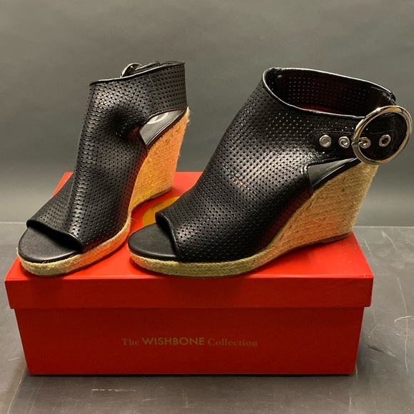 BROWN’S Shoes The Wishbone Collection Cavallo Espadrille Wedge Sandal Size 7 - Picture 1 of 2